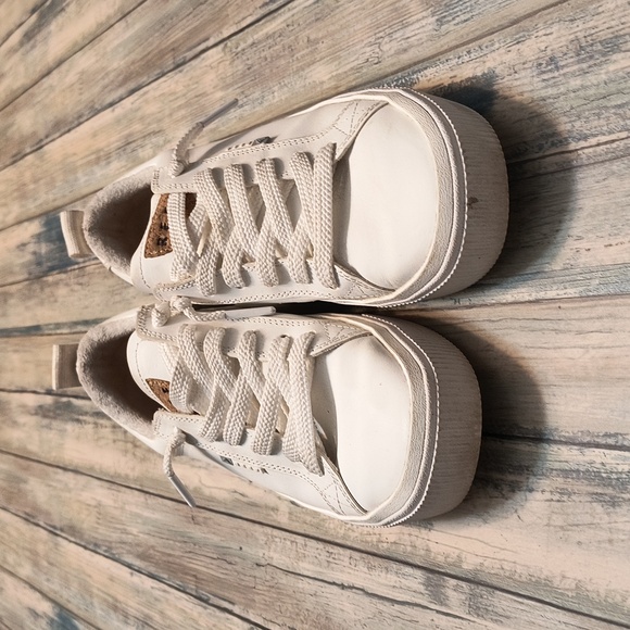 REEF LAY DAY DAWN Sneakers CJ5183 White Leather Size 9 Womens (runs small) - Picture 4 of 6